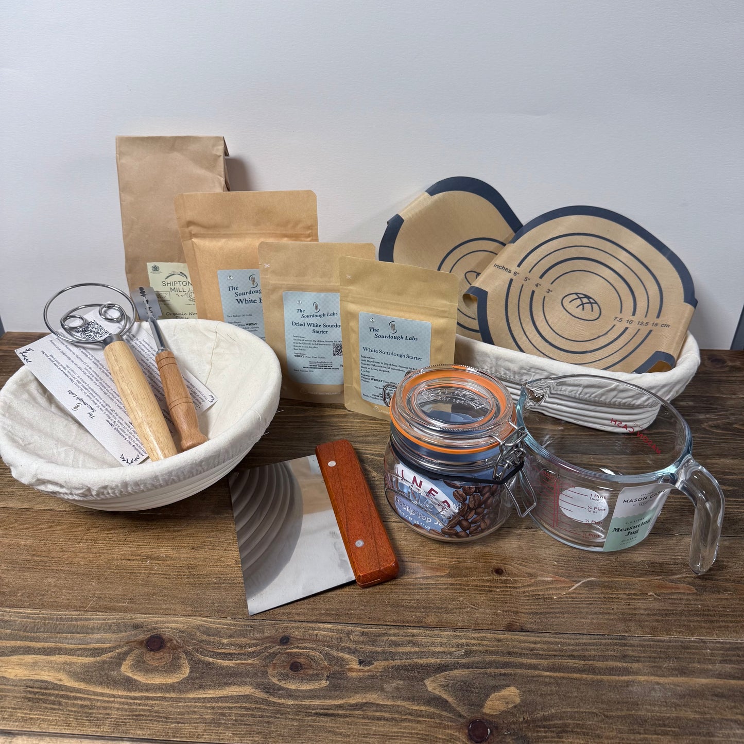 Deluxe Sourdough Starter & Baking Kit - Includes Starter and Organic Flour