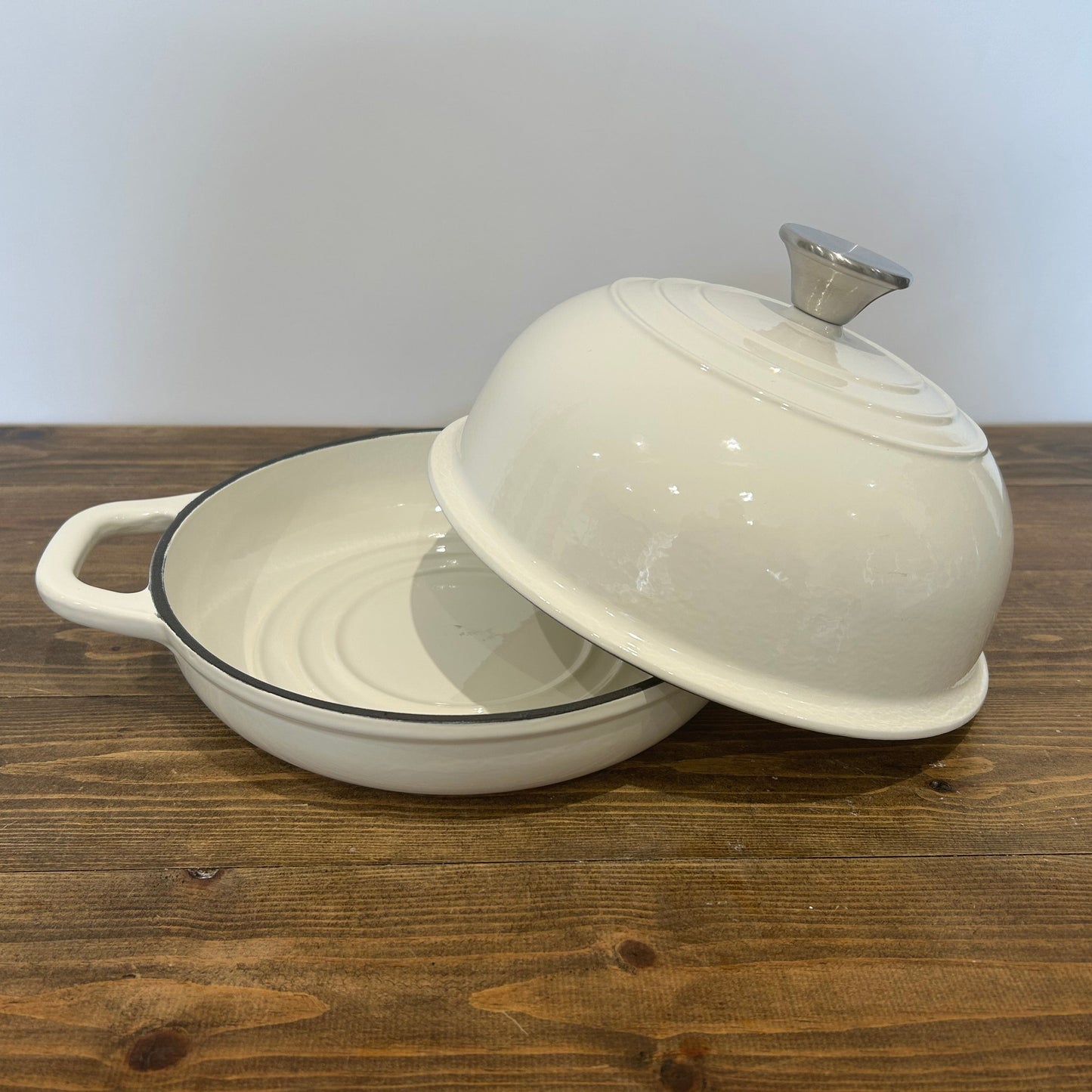 Cast Iron Bread Cloche - Round