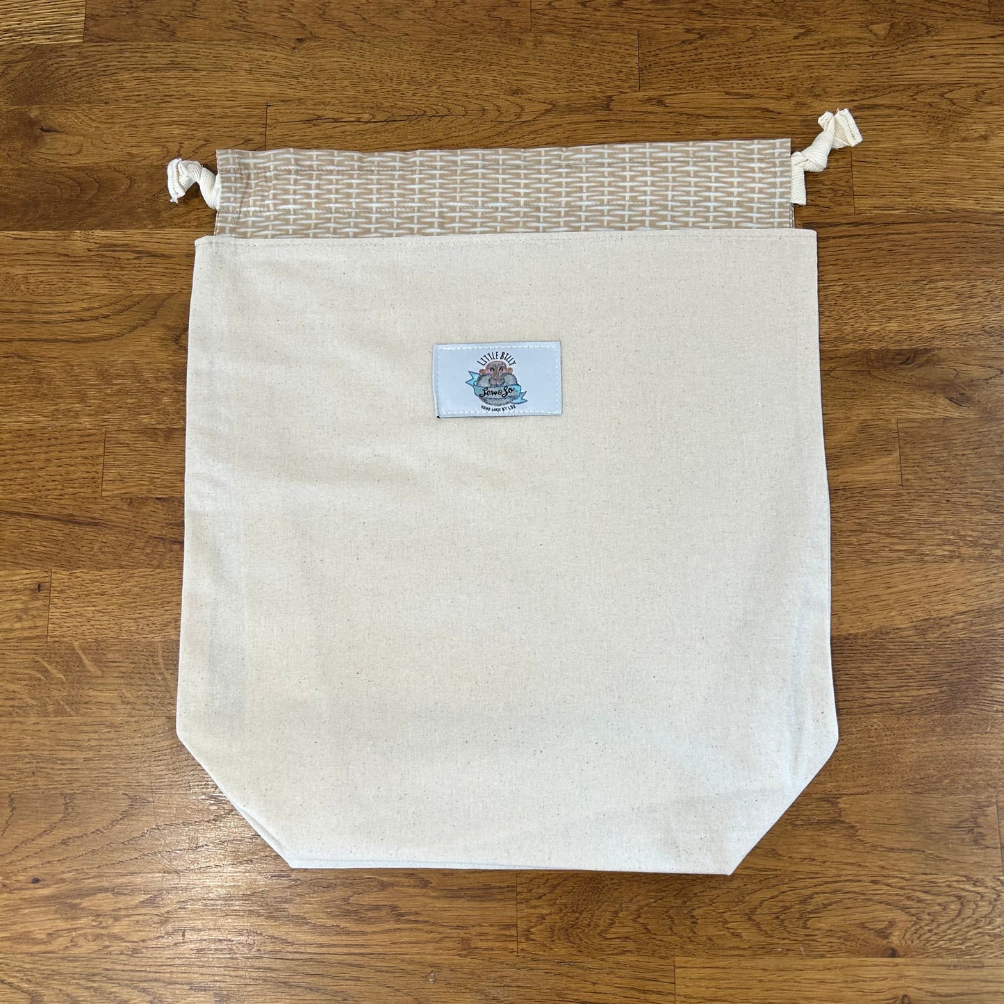 Basket Weave Trim Bread Bag