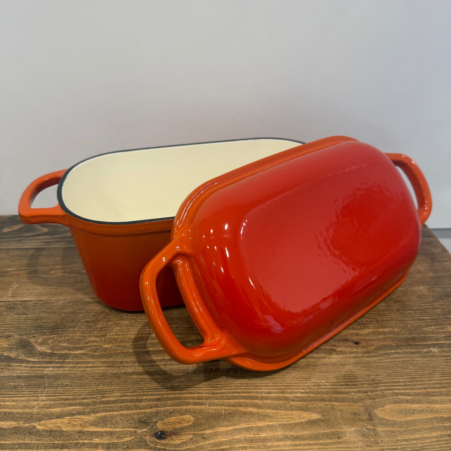 Cast Iron Bread Cloche - Oval